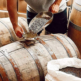 Oak & Bond packaging open for tasting session and aroma exploration.