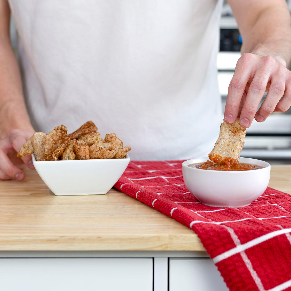Ol' Uncle Porkers packaging emphasis on allergen-free and paleo-friendly snacking