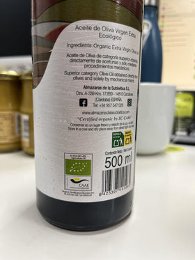 Olivaoliva Rincon de la Subbetica displays a lush green-gold color.
