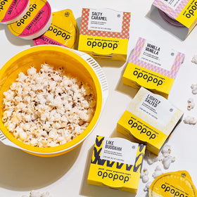 Opopop 10-cups capacity ensures plenty for family movie night.
