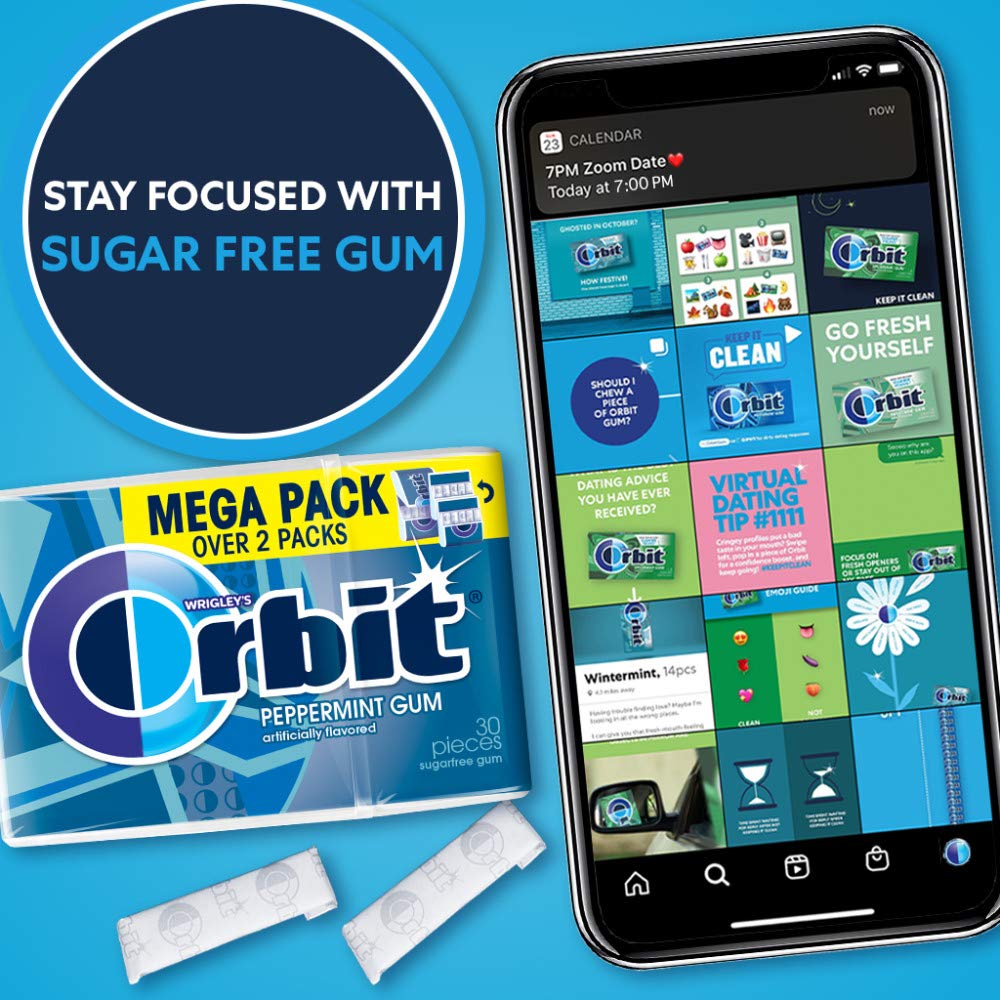 Orbit peppermint sugarfree gum on a sunny beach for quick breath refresh