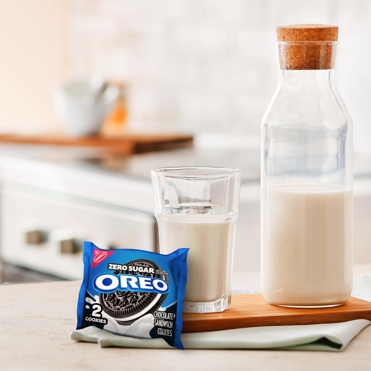 OREO kosher aspartame-free label signals preference-friendly, quality cookies.