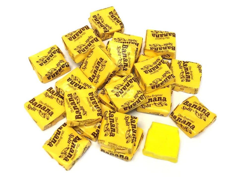 Original Banana Split Candy Chews tub with retro flavors for nostalgic snacking.
