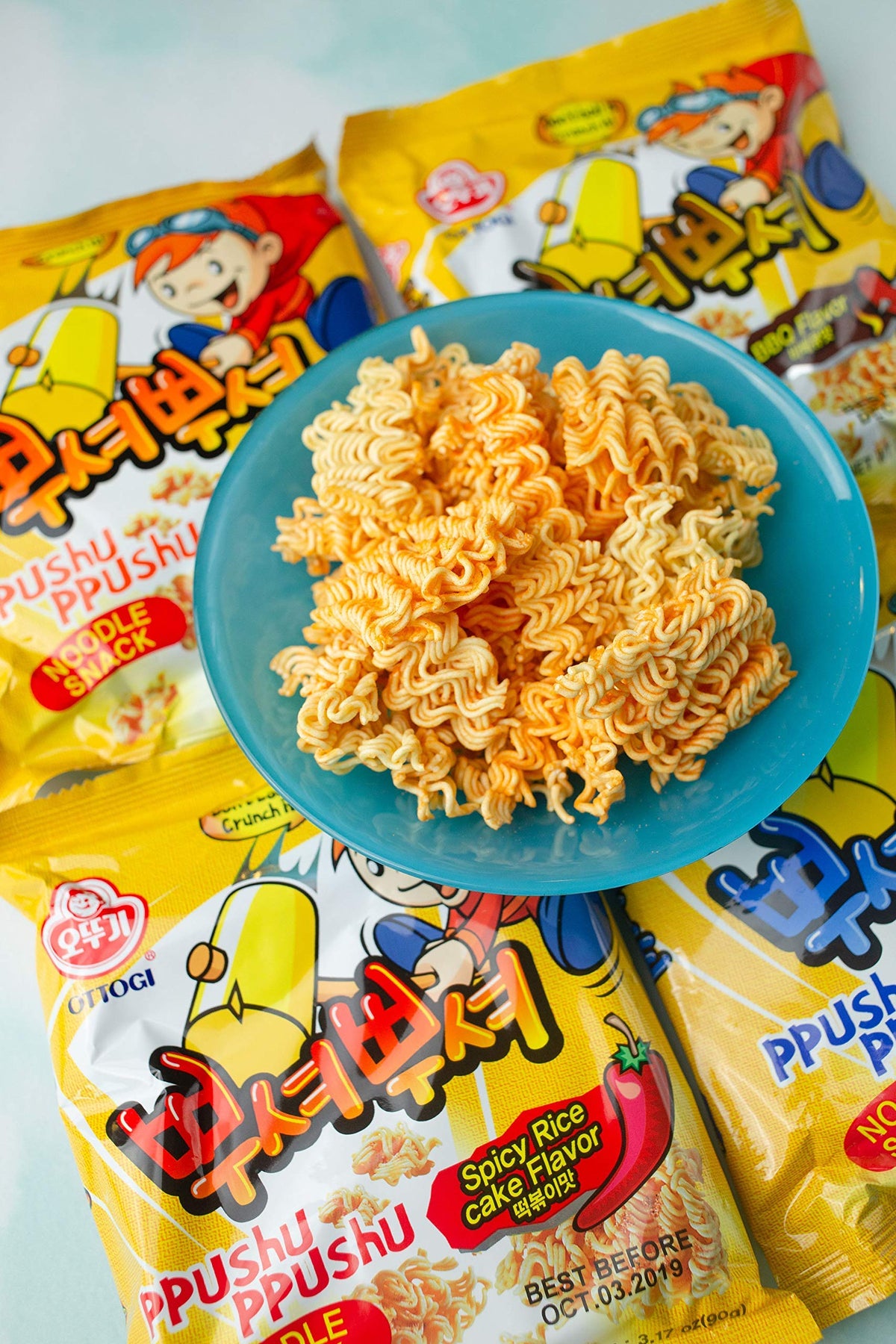 OTOKI Ppushu Ppushu crush and shake action demonstrates an interactive snack