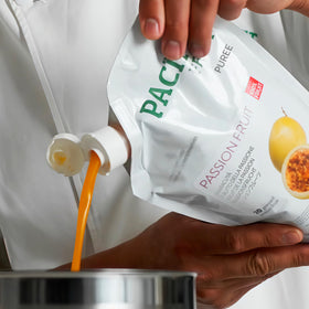 Pacific Fruit Pura Fruta natural ingredients label highlights no artificial flavors.