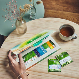 Palais des Thés black tea blends offering rich, bold notes.