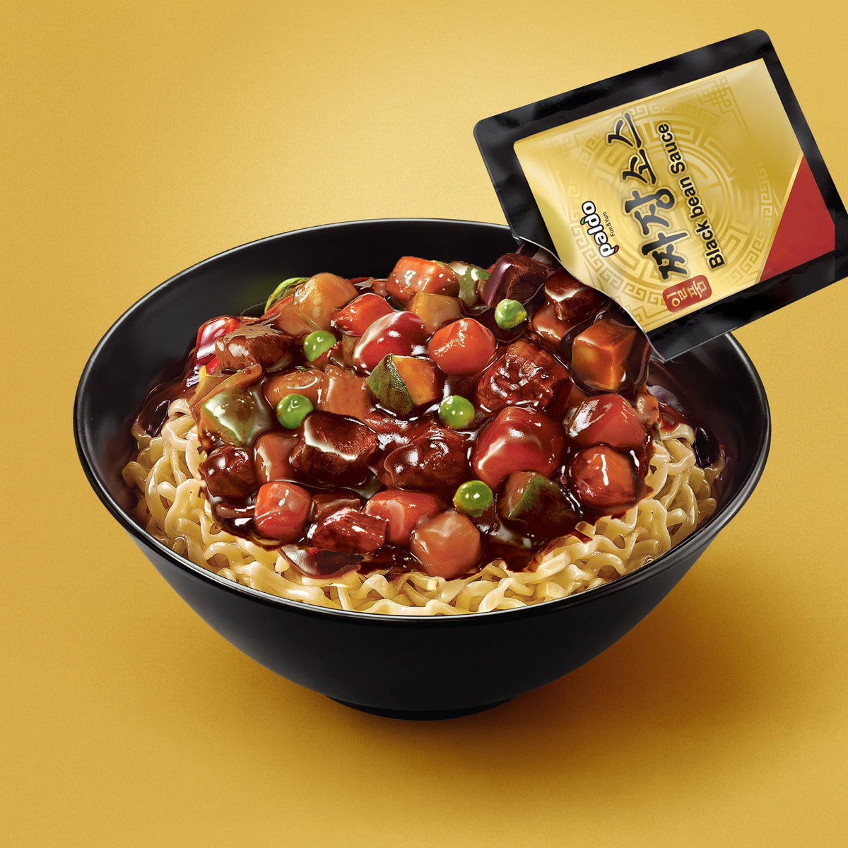 Paldo Fun & Yum Jjajangmen serving bowl ready to serve, ideal quick supper.