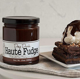 Paradigm Foodworks Deep Dark Haute Fudge adds creamy drizzle to cakes.
