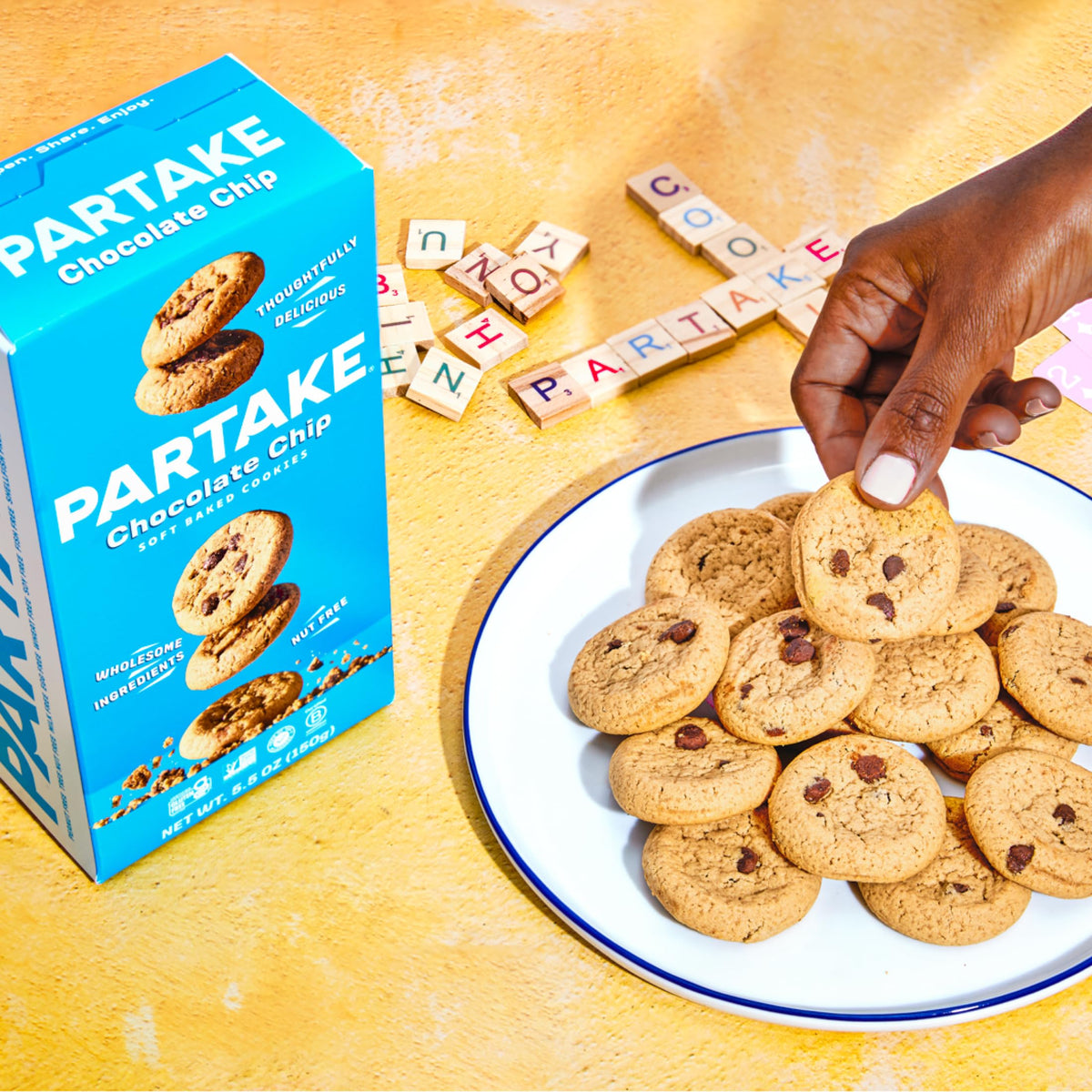 Partake vanilla rosemary hint conveys delicate flavor profile.