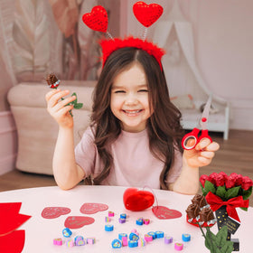 Partypom edible flower bouquet on display as a charming centerpiece