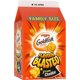 Pepperidge Farm Goldfish Flavour Blasted Xtreme Cheddar crackers texture shows crunchy bite.