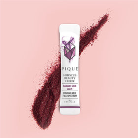 PIQUE Hibiscus Tea Crystals brewed with mint for a refreshing, caffeine-free cup