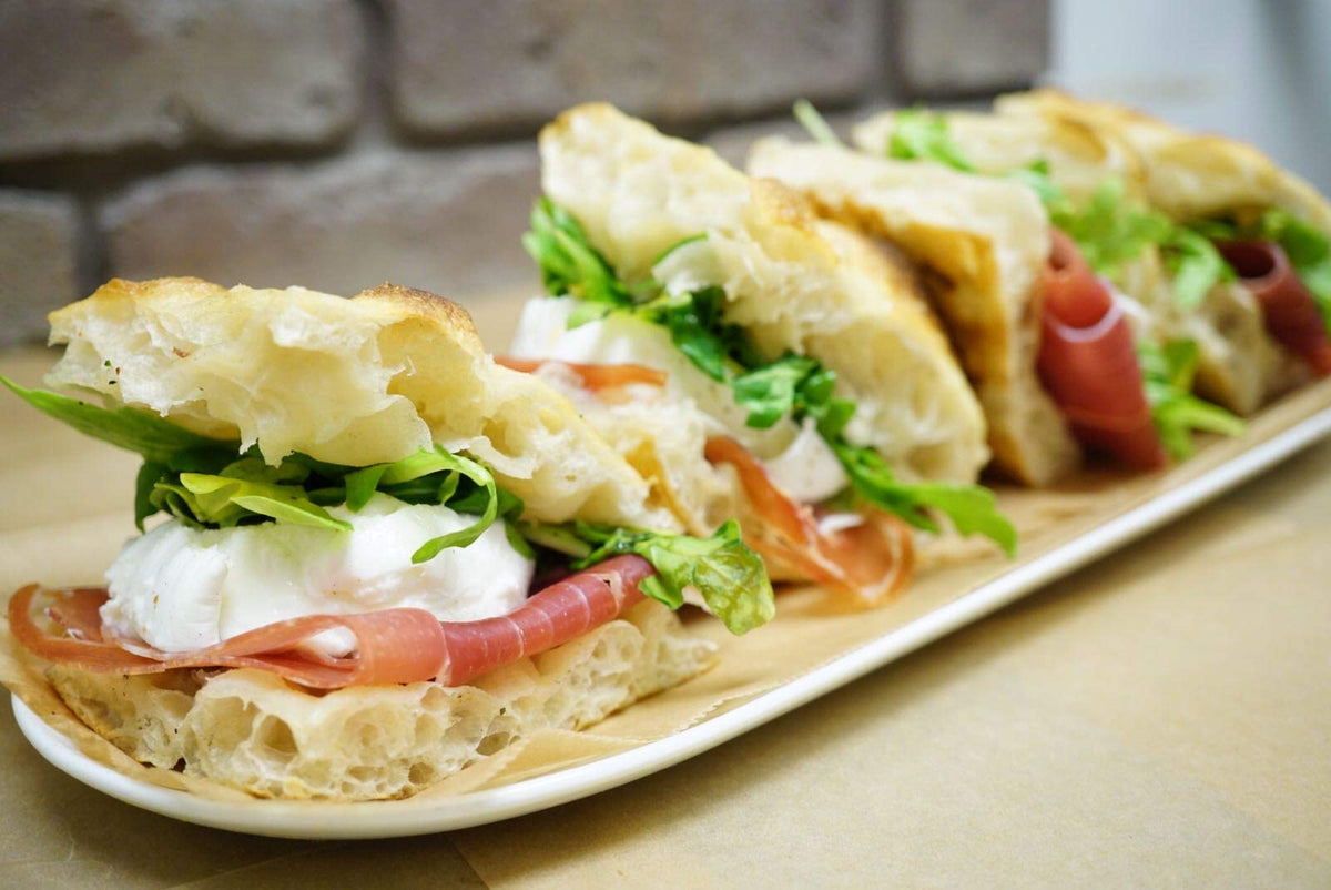 POLSELLI milled near Rome for authentic Italian texture.