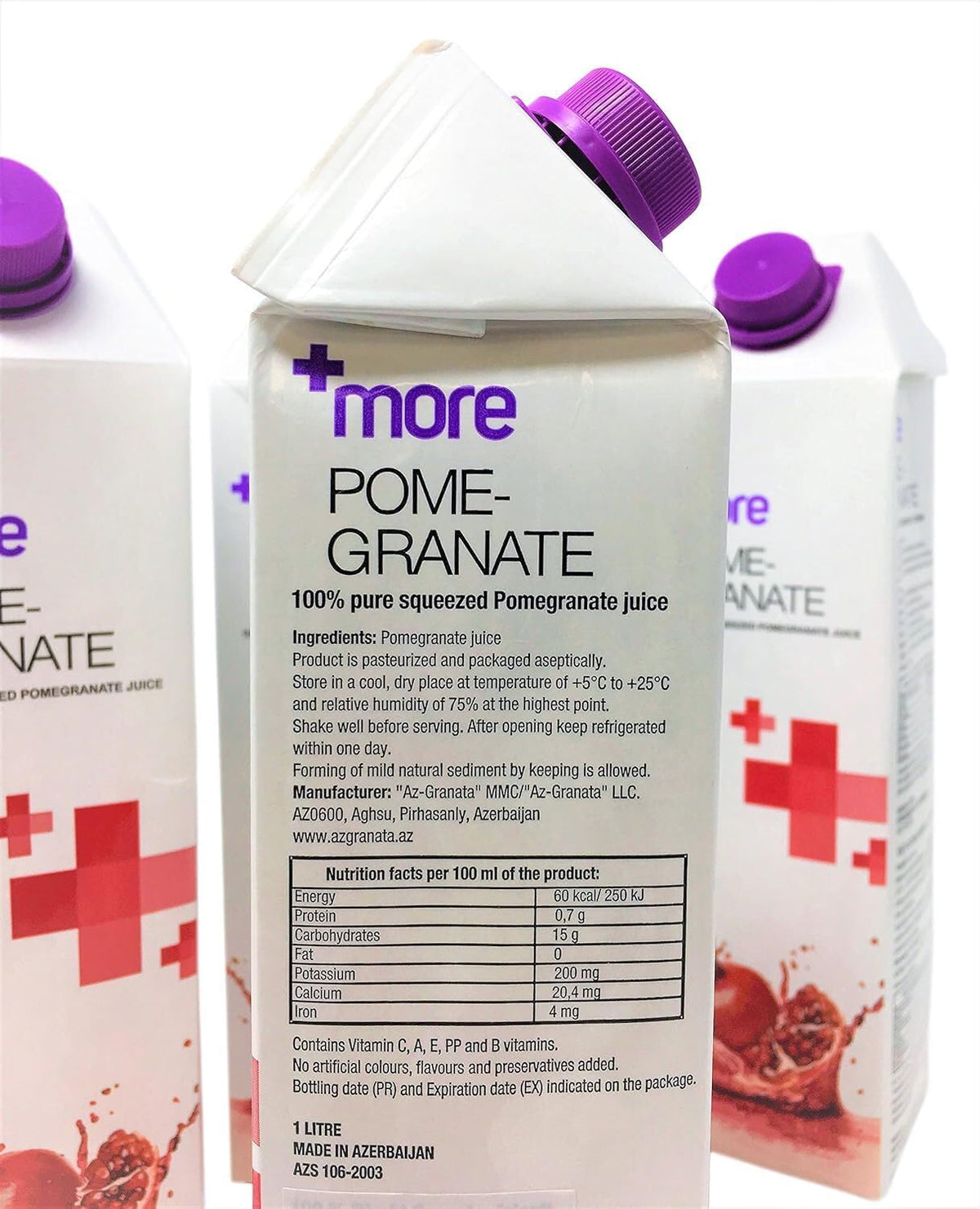 Pomegranaze close-up highlights antioxidant-rich juice with polyphenols.