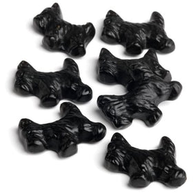 PONLEE licorice candies with soft texture are easy to enjoy.