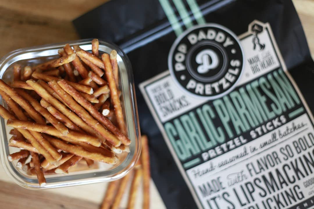 Close-up of garlic parmesan flavor, showcasing bold taste and crunchy texture.