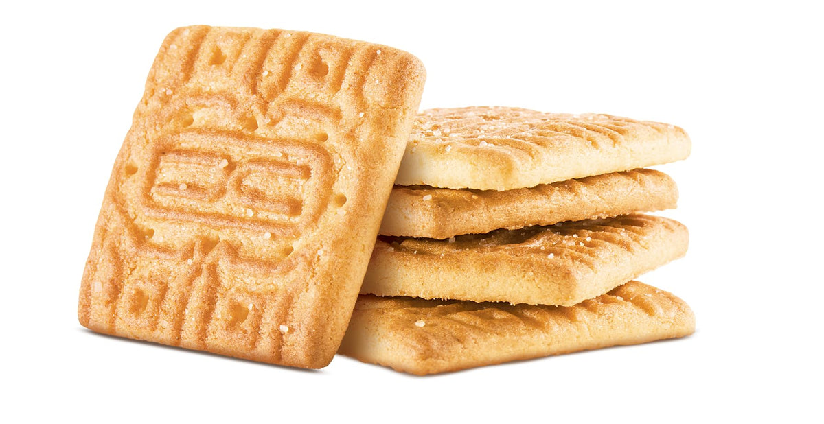 Pozuelo Mantequilla cookies with a coffee cup for a relaxing break.
