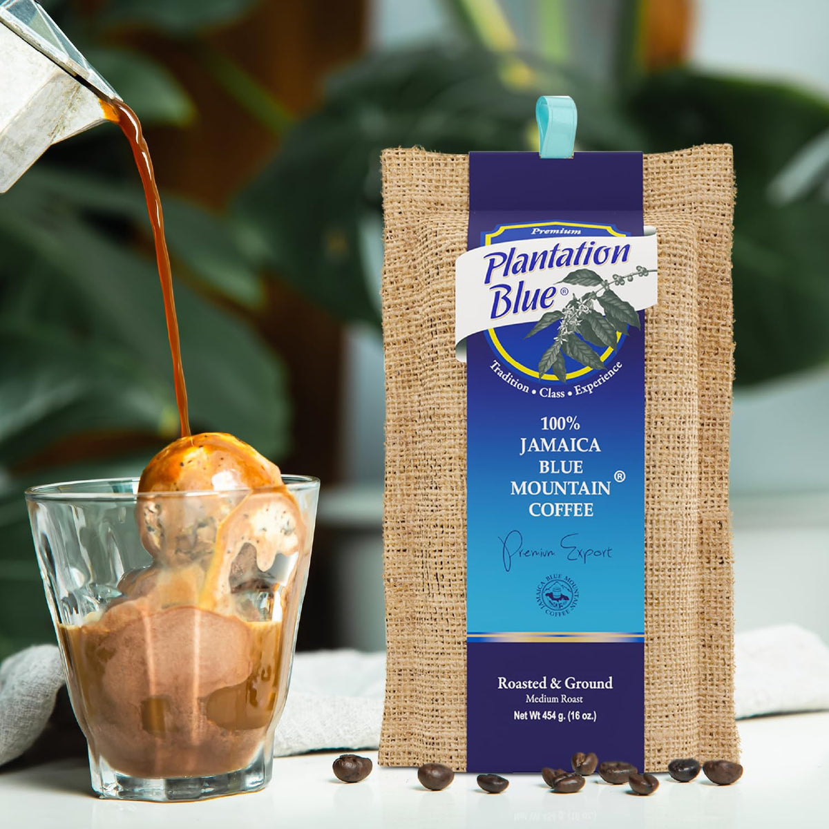 Premium Plantation Blue Tradition Class Experience aroma highlights the fresh coffee scent.