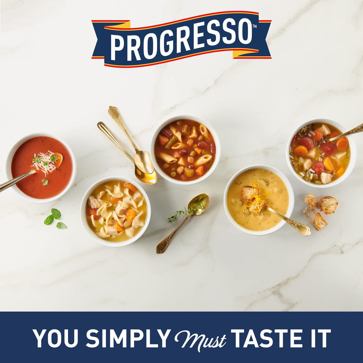 Progresso White Clam Sauce ingredients include parsley and garlic for authentic Italian flavor