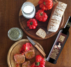 Pruneti Frantoio olive oil glass jar — preserves freshness with dark glass