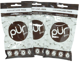 Pur Gum Chocolate Mint bars neatly displayed for tasting.