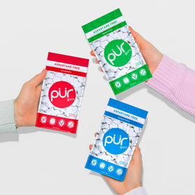Pur Gum cinnamon packaging delivers a fiery yet balanced spice and sweetness