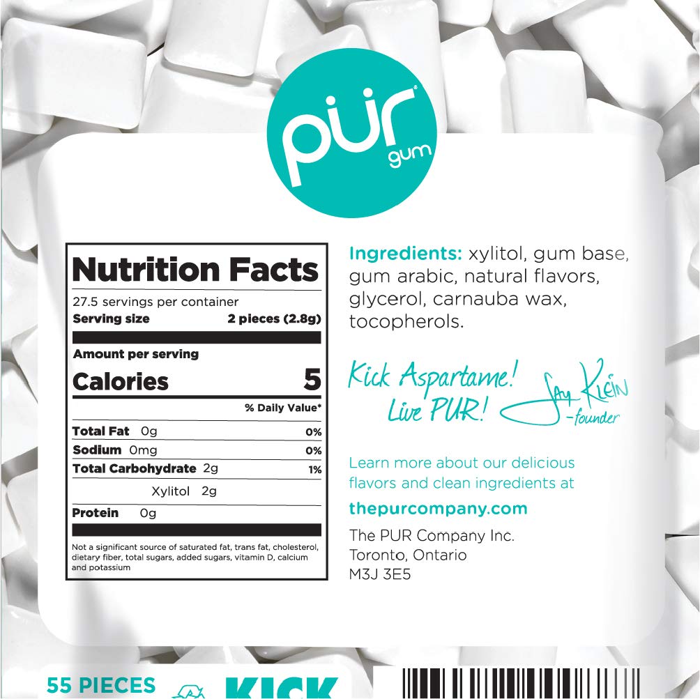 Pur Gum Wintergreen Mint closeup emphasizes smooth texture and mint flavor.