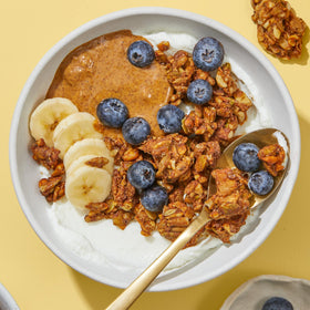 Vanilla and sea salt crunch in Purely Elizabeth Banana Nut Butter granola clusters.