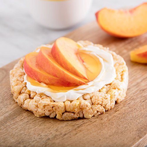 Quaker Apple Cinnamon rice cake close-up with warm fragrance.