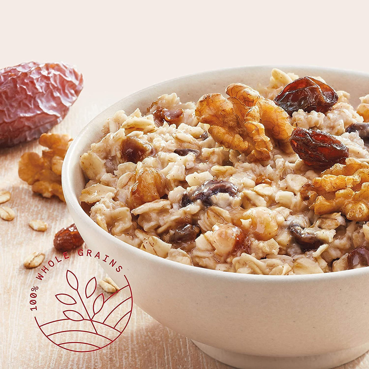 Quaker Raisin & Spice close-up shows plump raisins and warm cinnamon.