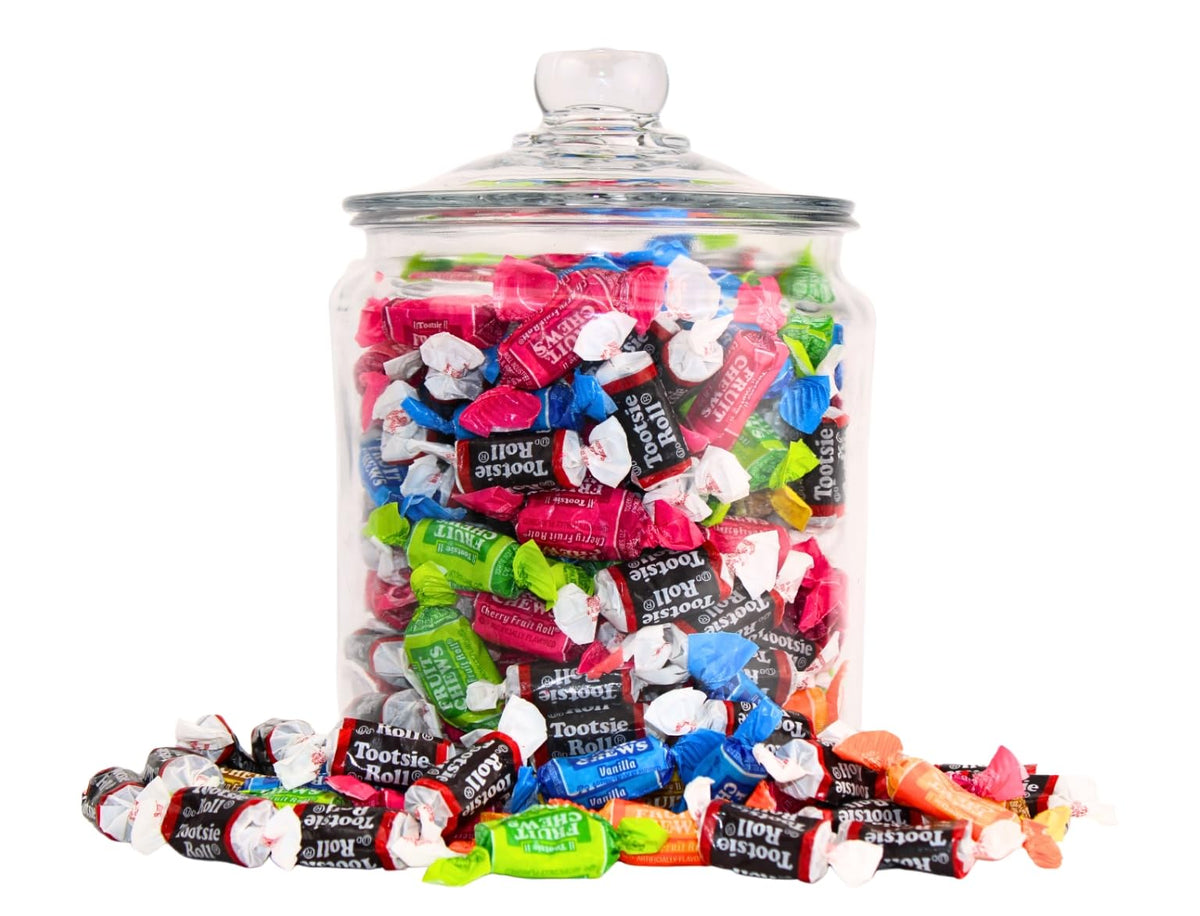 Queen City Candy Cave vanilla flavored mini chew offers smooth sweetness.