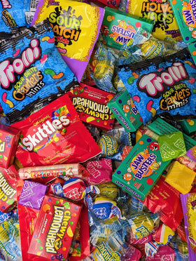 Queen Jax Pinata Candy Mix individually wrapped candies for clean sharing.