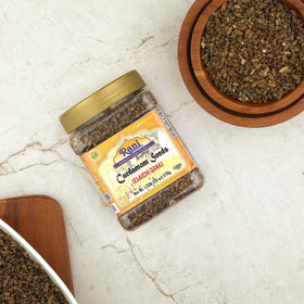 Rani Elachi decorticated seeds close-up highlighting vibrant aroma for cooking.