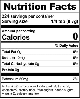 Raw Essentials yeast extract powder dissolving into broth, adding savory depth.