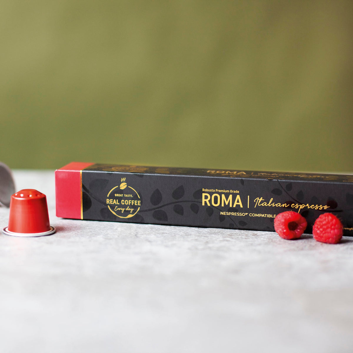 Roma crema with hazelnut hint enhances the espresso aroma.