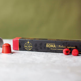 Roma crema with hazelnut hint enhances the espresso aroma.