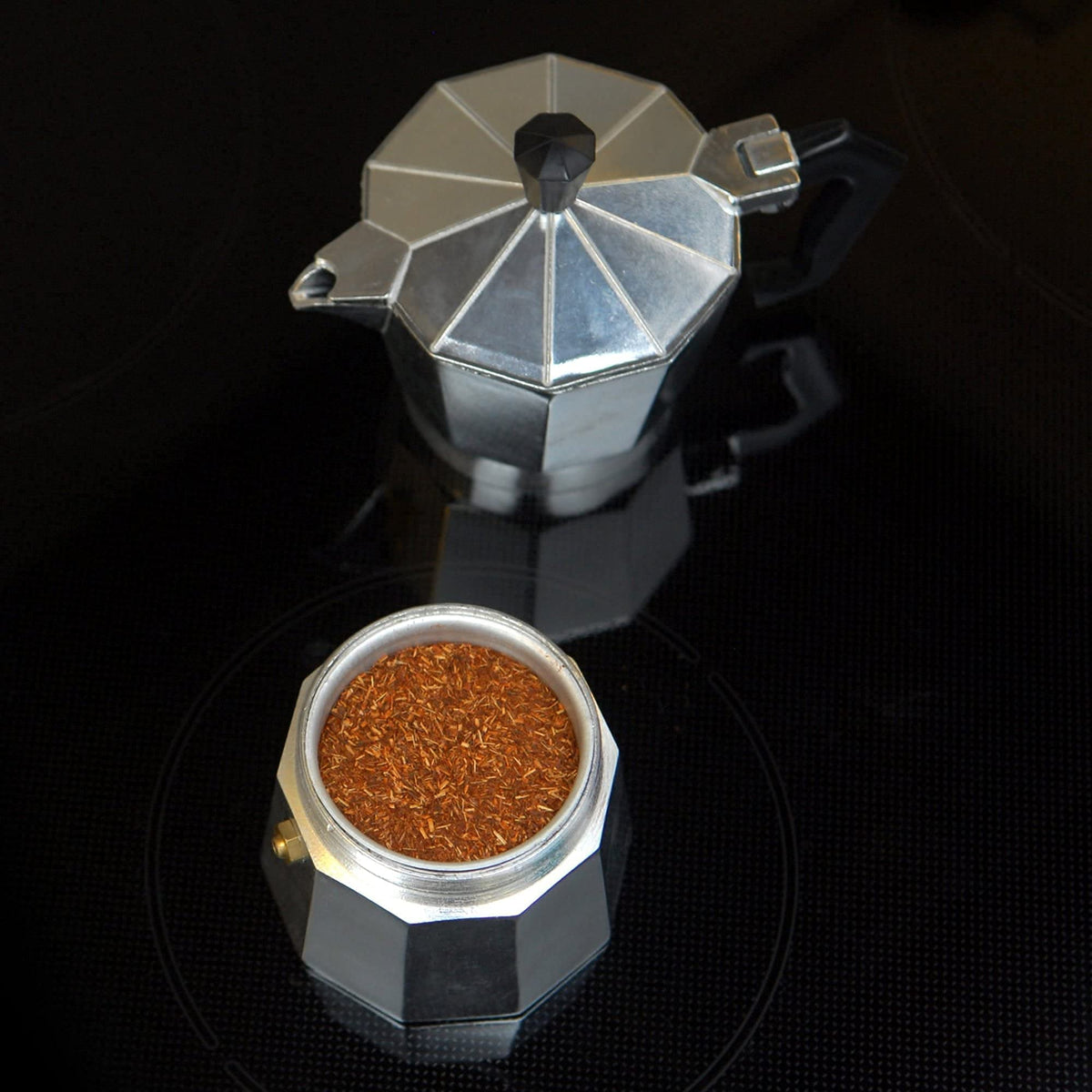 Red Espresso Rooibos tea for French press brew delivers smooth, rich notes.