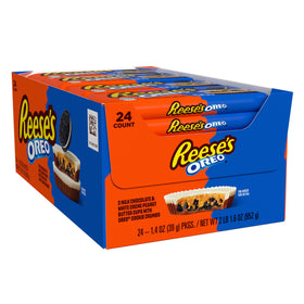Reese's Oreo crumbs inside cup detail highlighting cookie bits
