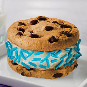 Resealable pack keeps gluten-free cookies fresh.
