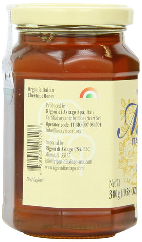 A drizzle of Rigoni di Asiago Mielbio chestnut honey over a dessert.