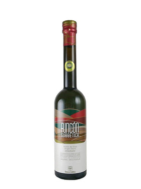 Rincon de la Subbetica olive oil over bread, perfect for dipping.