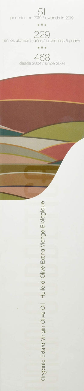 Rincon de la Subbetica olive oil label close-up, showing organic certification and heritage.