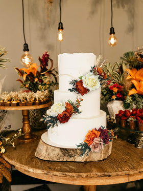 Rinlong terracotta cake flowers top brings rustic charm to fall celebrations.