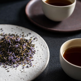 Rishi Tea packaging 4oz bag, underscoring convenient loose-leaf servings.
