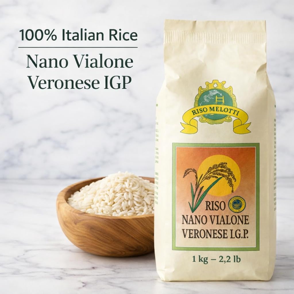 Close-up of dry grains of Riso Melotti Nano Vialone Veronese IGP highlighting high starch potential.