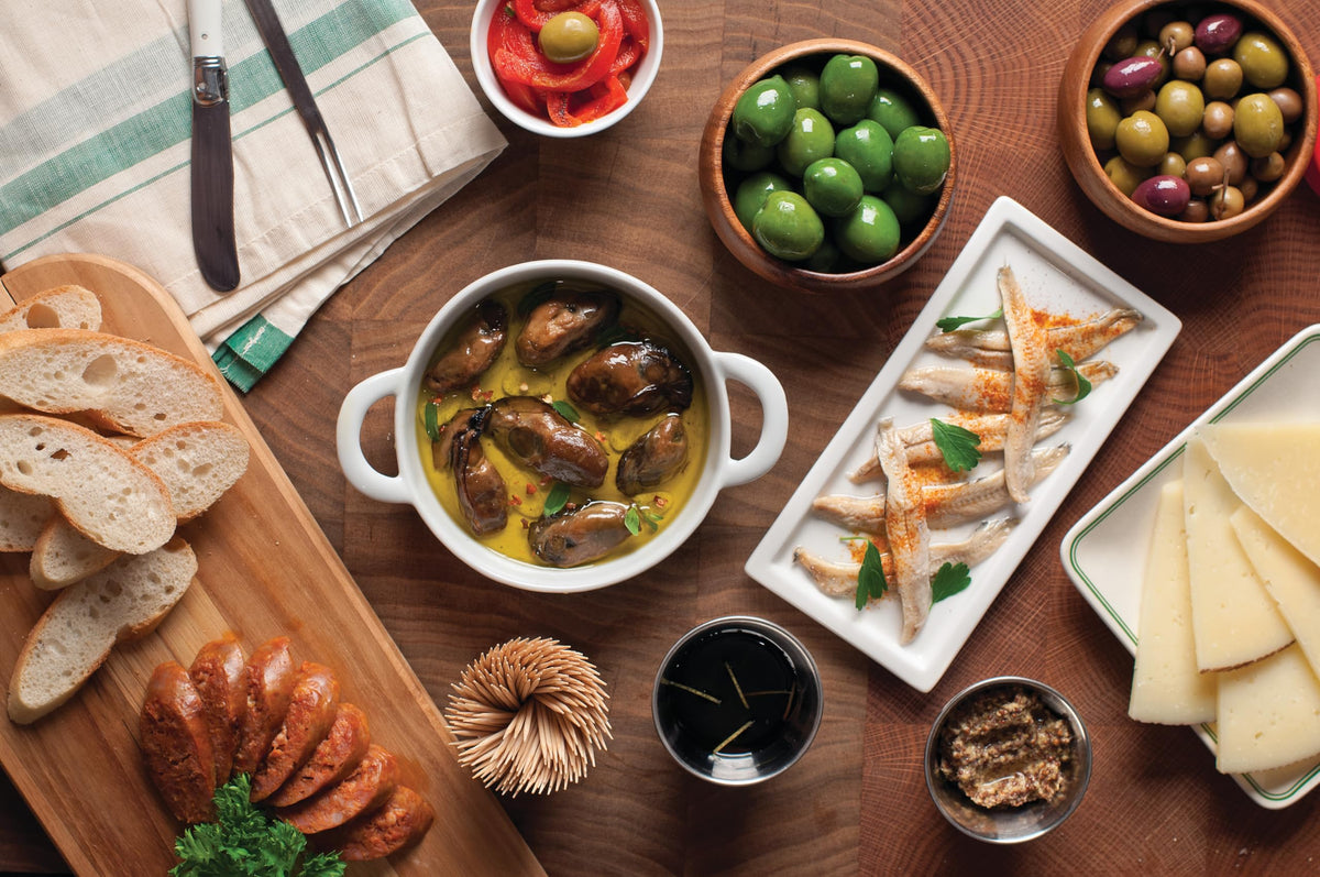 Roland Foods imported from Greece, premium olives for home and professional kitchens.