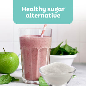Roots Circle erythritol pour demonstrates easy zero-calorie sweetness in beverages