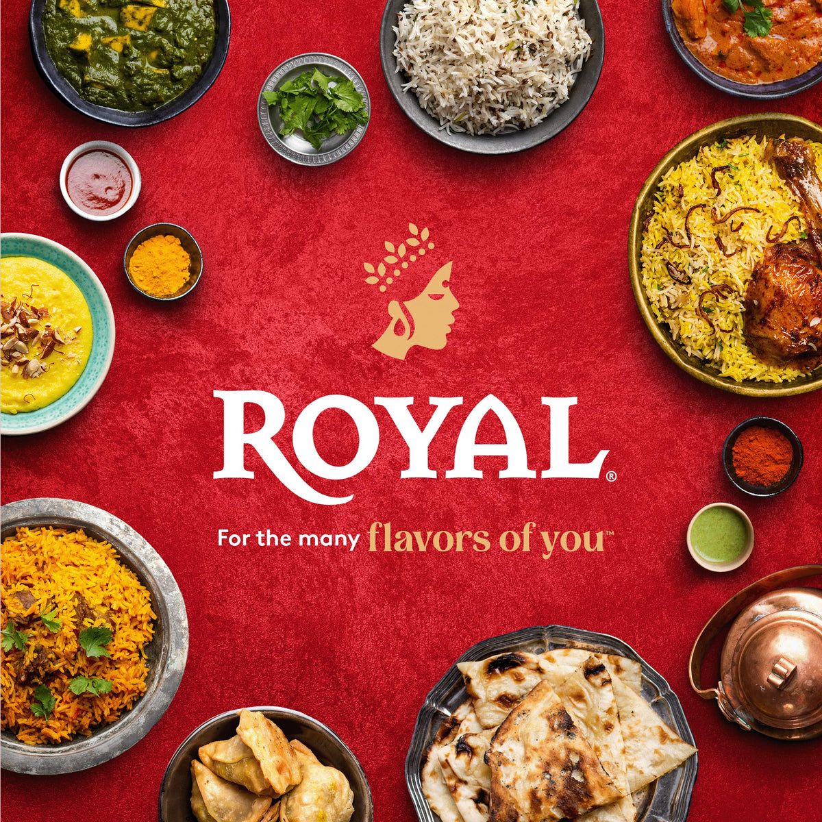 Serving bowl with steaming rice, showcasing ready-to-serve versatility.