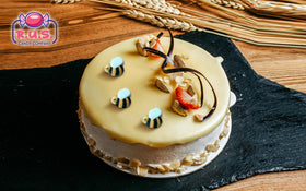 R.U.S. Candy Bumble Bee decorations suit 1-inch cake toppers for a refined look.