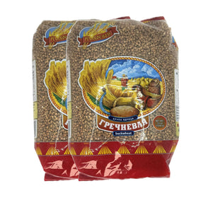 Russkoe Pole Buckwheat Groats front view packaging, versatile pantry staple for breakfast porridge.